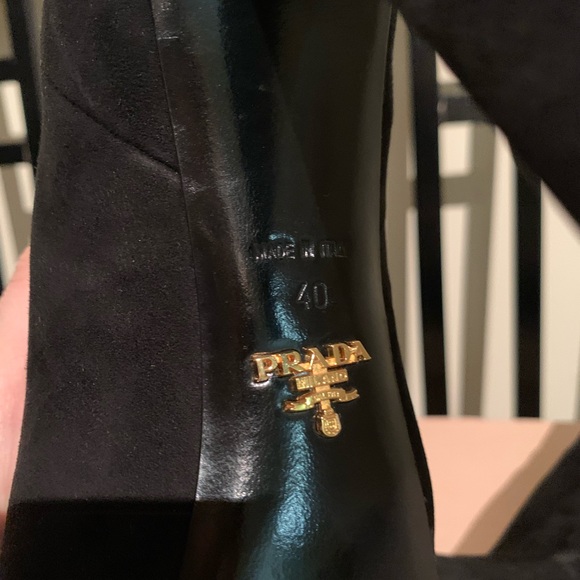 Prada Platform suede bootie 40 heels - Picture 5 of 5